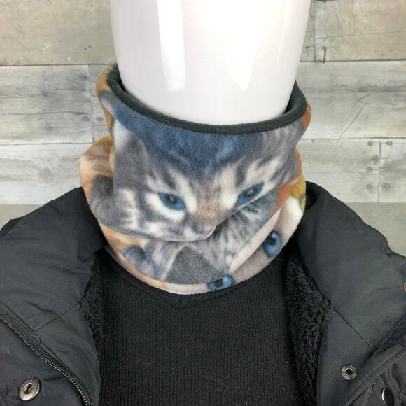 Reversible Kitten Fleece Neck Warmer: Cat Lover Gift - Picture 9 of 10